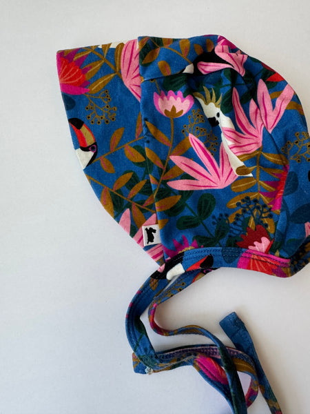 Little and Lively Baby Bonnet with Birds and Ferns • 0-6 months (Baby)