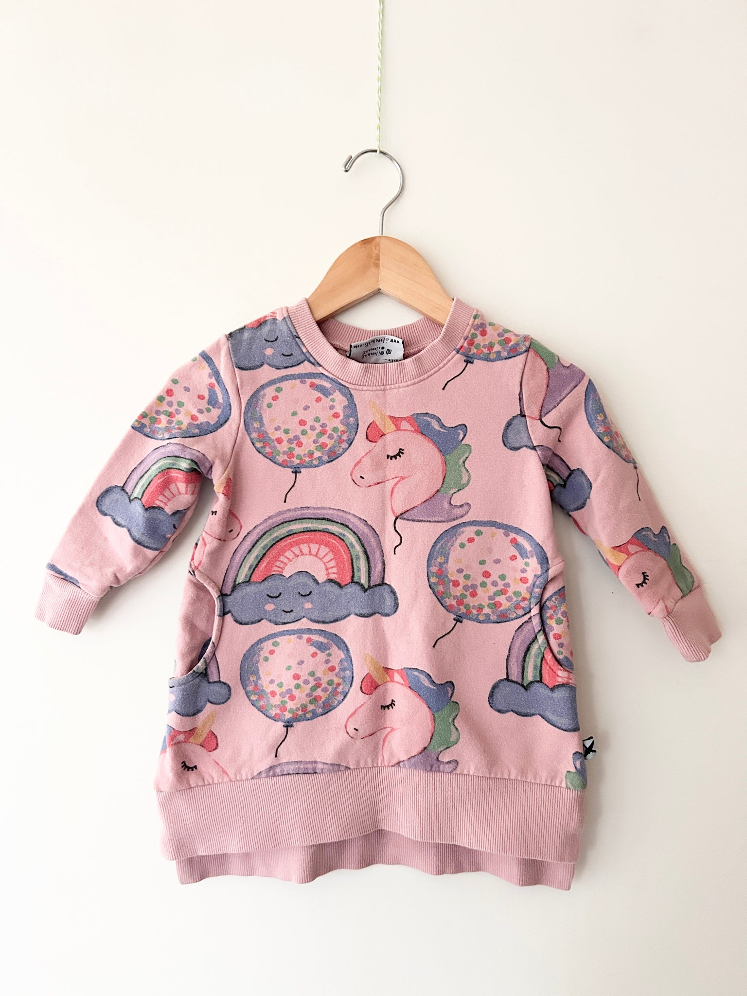 Minti Thick Unicorn Rainbow Sweatshirt • 2-3 years *