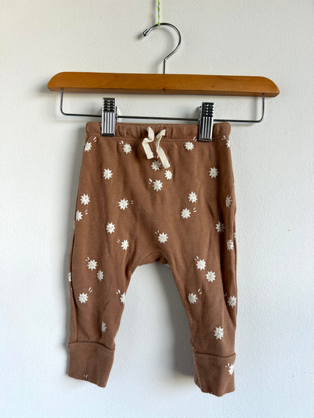 Quincy Mae Brown White Shooting Star Joggers • 6-12 months