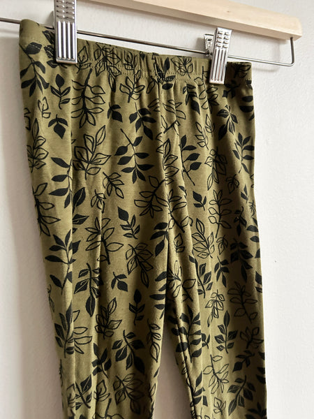 Little and Lively Green Leaf Leggings • 5 years