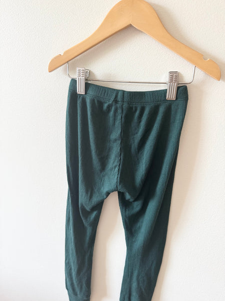 Beau and Arrow Green Ribbed Soft Joggers • 6-7 years