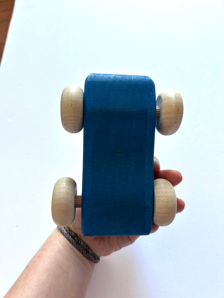 Grimm's Blue Truck