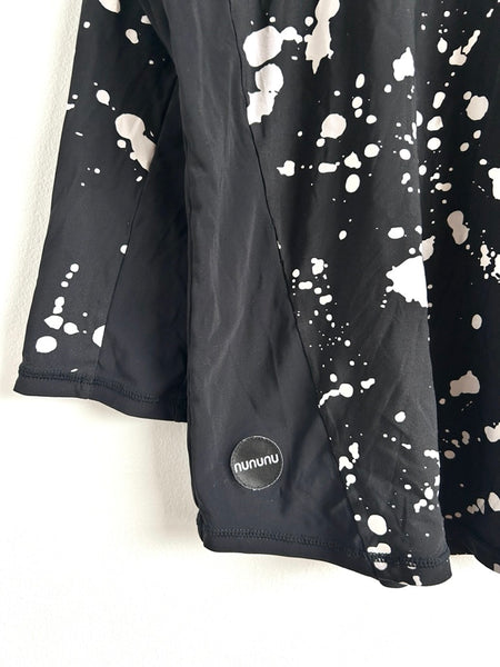 Nununu Black and White Rashguard Swim Top • 10-11 years