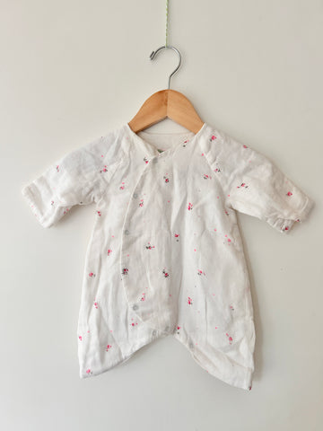 Bonpoint White with Pink Button Soft Suit • 6-12 months *