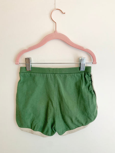 Petits Vilains Green Running Shorts • 6-7 years