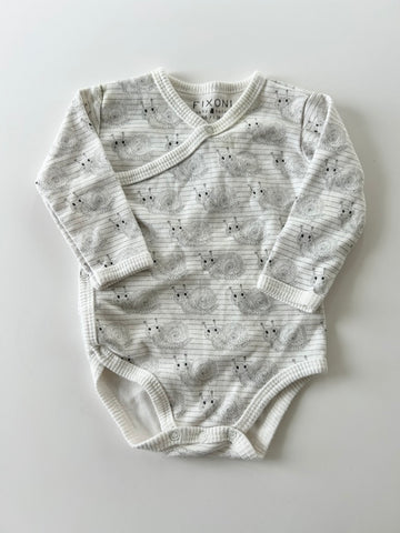 Fixoni Snails Long Sleeve Onesie • 0-3 months *