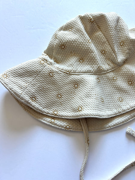 Quincy Mae White Sun Swim Hat • 0-6 months
