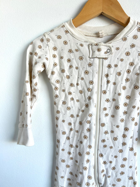 Quincy Mae Cream Daisy Zip Romper • 18-24 monrhs