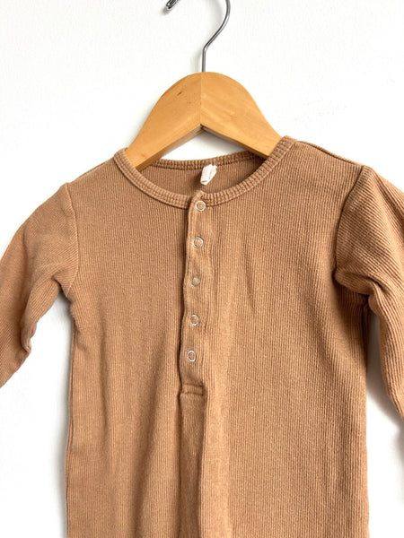 Quincy Mae Ribbed Long Sleeve Romper • 12-18 months