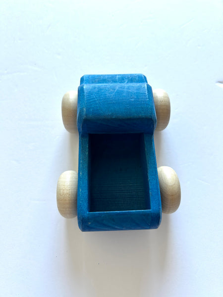 Grimm's Blue Truck