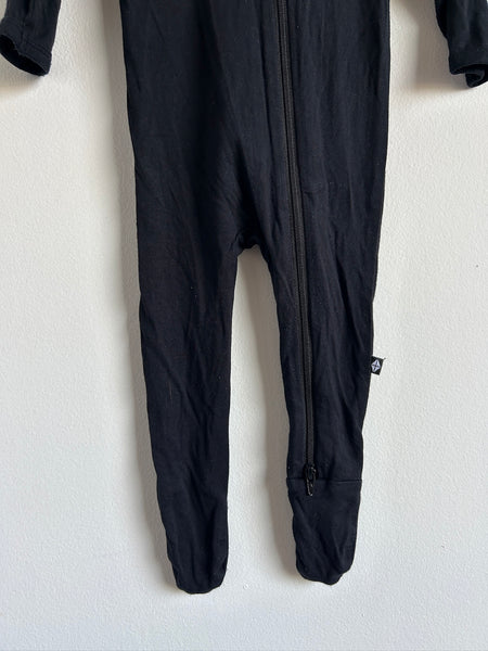 Kyte Black Zip Sleeper • 3-6 months