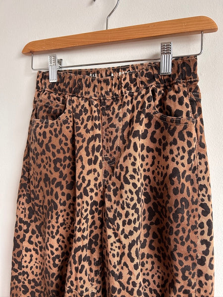 Gap Barrel Leg Leopard Striped Elastic Waist Jeans • 8 years