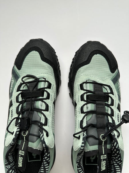 NEW Vans Goretext MTE Shoes • 8.5 womens / 39 EU