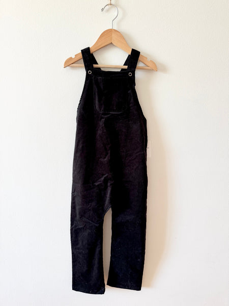 NEW Nest and Nurture Velvety Overalls • 4-5 years