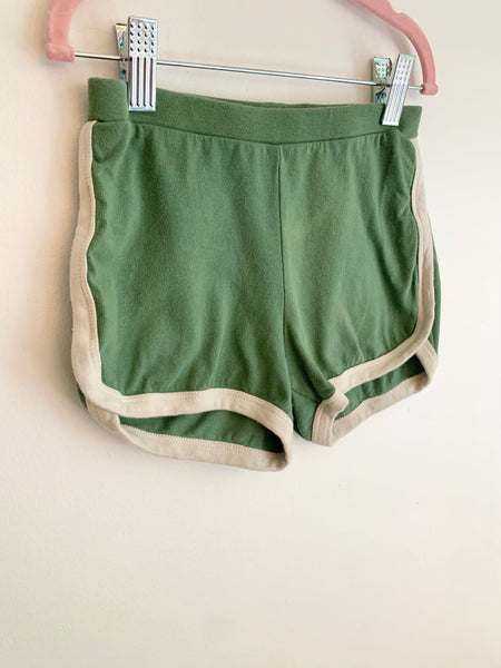 Petits Vilains Green Running Shorts • 6-7 years