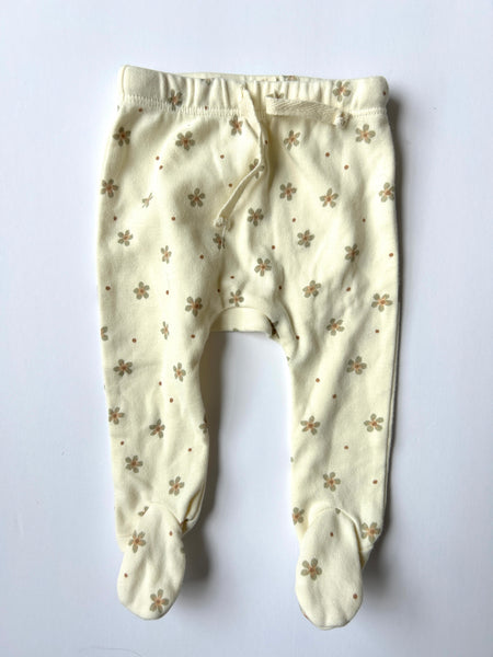 Quincy Mae 2pc White and Brown Floral Kimono Top + Footie Pants Set • 0-3 months