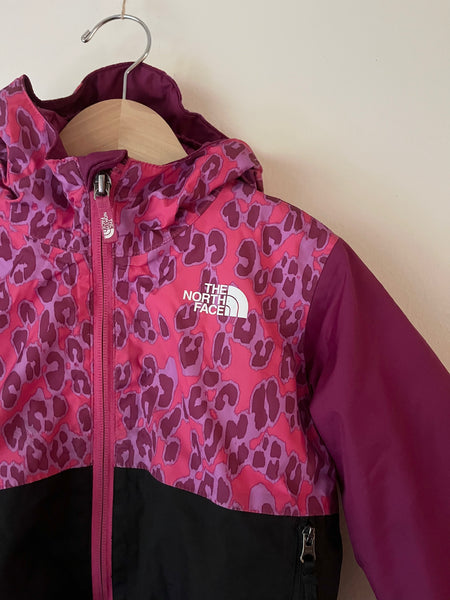 The North Face Purple and Black Thick Winter Jacket • 3-4 years