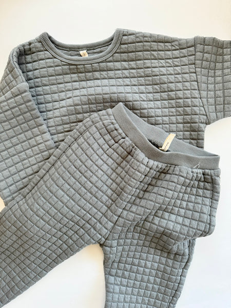 Quincy Mae 2pc Grey Quilted Set • 18-24 months