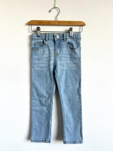 Zara Lightwash Jeans • 4-5 years