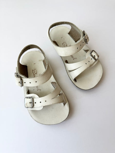 Saltwater Sandals Swimmers White • 4c