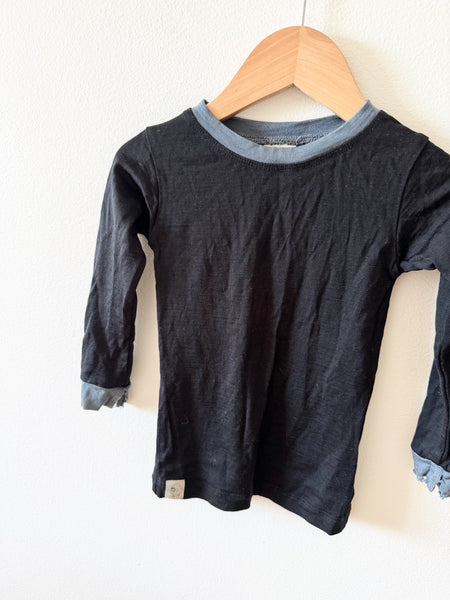 Wee Woolies Black and Grey Top • 2 years