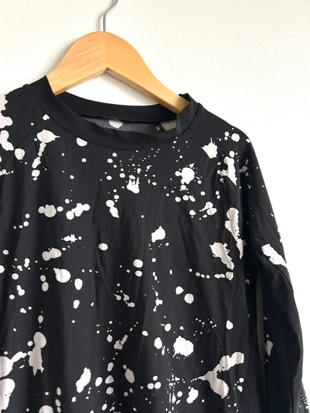 Nununu Black and White Rashguard Swim Top • 10-11 years