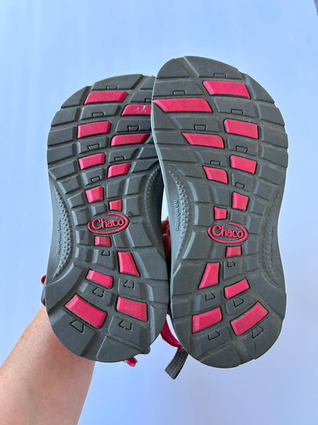 Chaco Pink Sandals • 2y