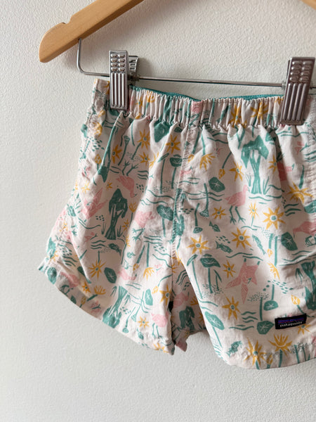Patagonia White Patterned Baggies Shorts • 1-2 years