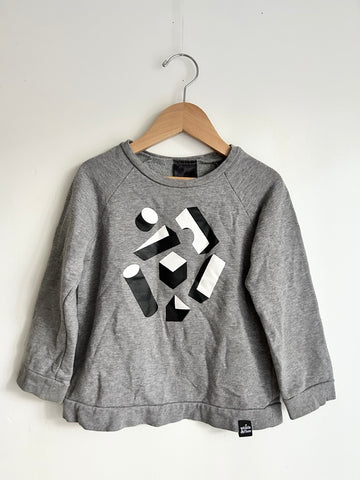 Whistle and Flute Shapes Sweatshirt • 3-4 years