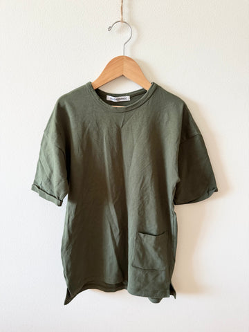 NEW Mingo Green Oversize T-Shirt • 6-8 years