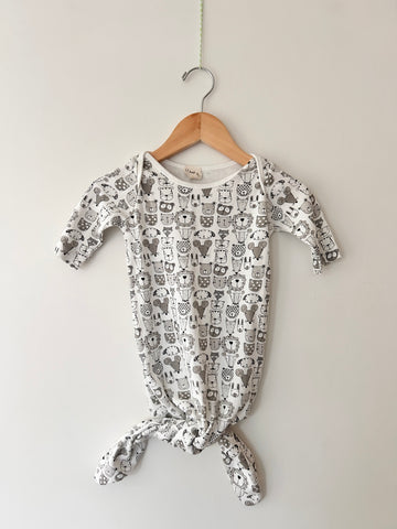 U Baby White Animals Gown • 3-6 months *