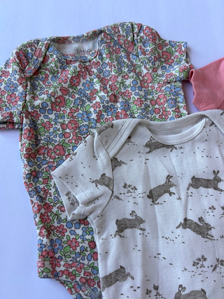 Carter's Little Planet Cutie Onesies x3 • 3-6 months