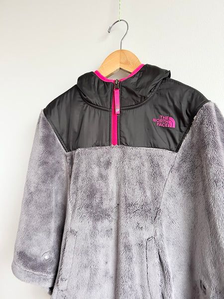 The North Face Oso Grey Fuzzy Poncho • 8-12 years