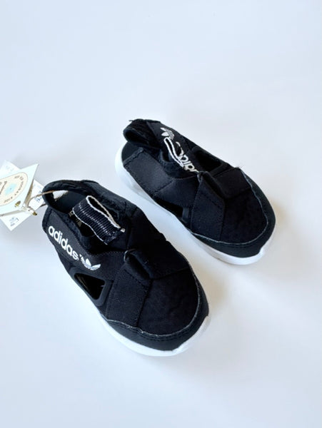 NEW Adidas Sandals • 7c