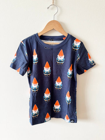 NEW Whistle and Flute Gnomes T-Shirt • 7-8 years