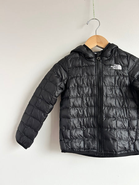 The North Face Black Thermoball Quilted Puffy Jacket • 3 years