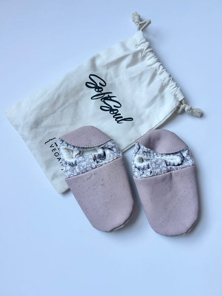 NEW Soft Soul Pink Cork Mocs • 2 years (6")