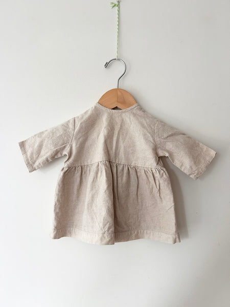 Les Petits Natures Linen Long Sleeve Dress • 3-6 months *