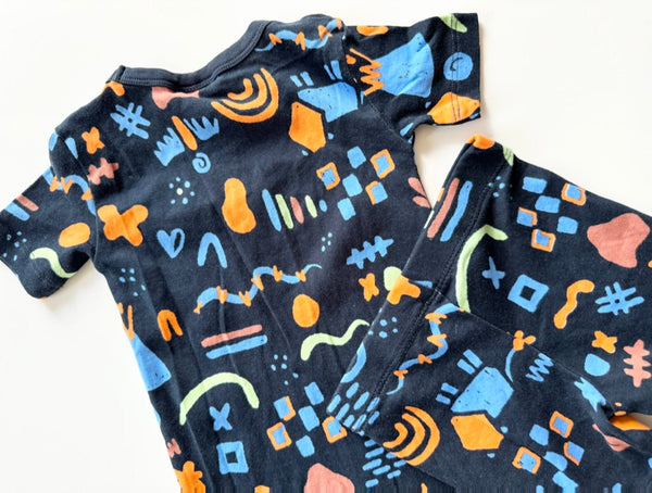 H&M Navy Shapes 2pc Jammie Set • 4 years