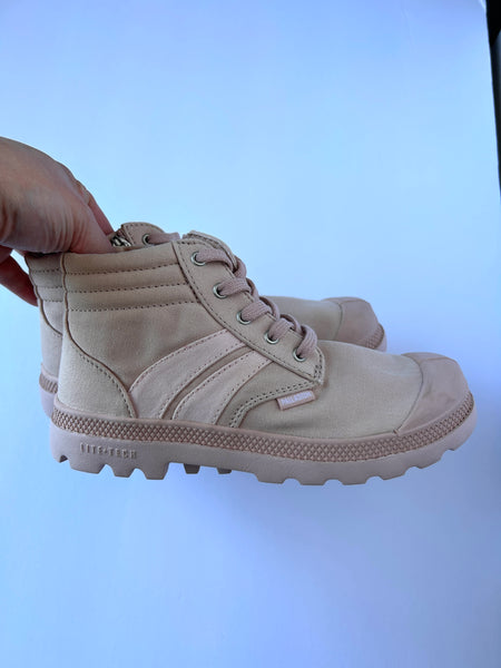 NEW Palladium Light Pink High Top Shoes with Zipper • 1.5Y