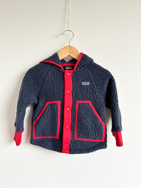 NEW Patagonia Retro Pile Navy and Red Fleece • 2 years