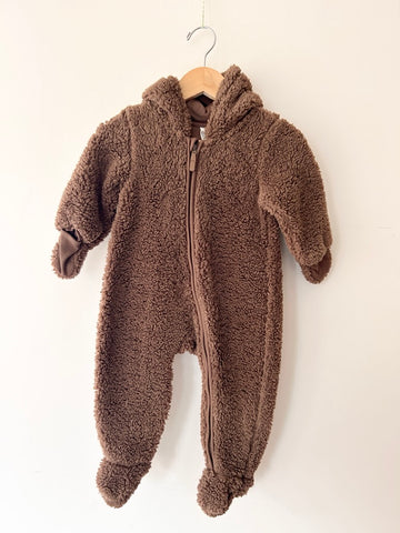 NEW H&M Fuzzy Bear Bunting • 6-12 months *