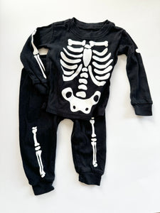 Children's Place Skeleton Jammies 2pc • 6-9 months