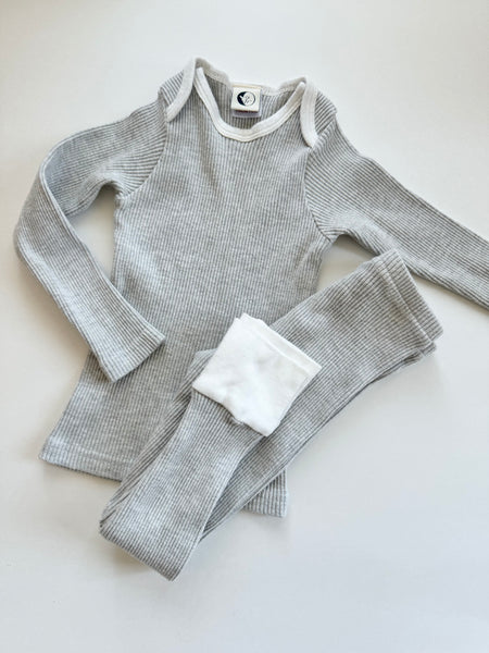 Sleepy Doe 2pc Ribbed Jammies Grey • 2-3 years