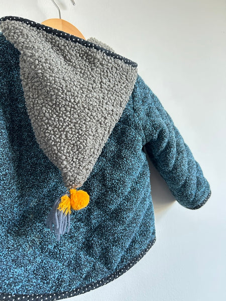 Sherpa Fleece Pointed Hood Smile Sweater • 9-12 months