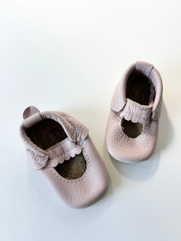Heyfolks Pink Mocs • 2c