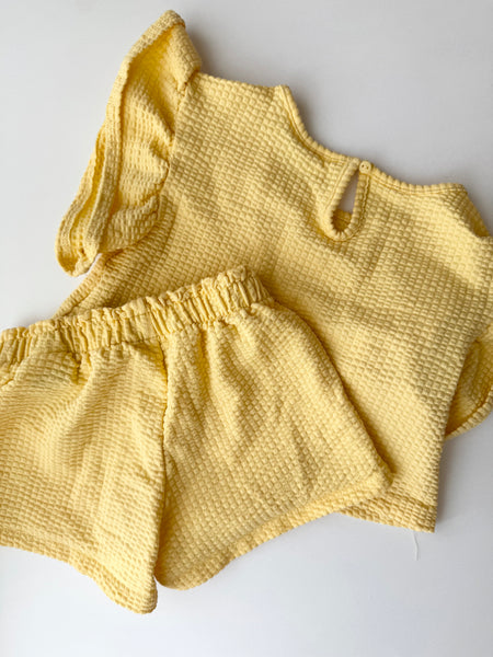 H&M Yellow Textured 2pc Shorty Set • 18-24 months