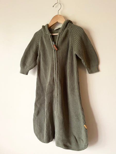 Goumi Knit Wearable Blanket • 21-23 lbs/27-28" (Large)