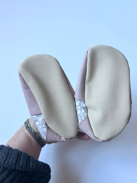 NEW Soft Soul Pink Cork Mocs • 2 years (6")