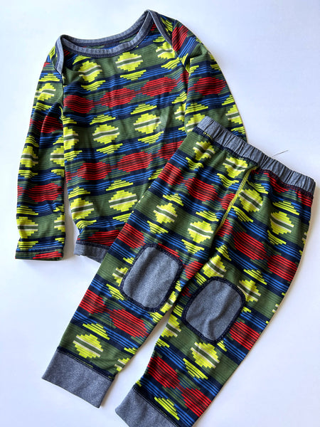 Patagonia Green Red and Blue Knee Base layer Set • 12-18 months